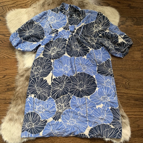 BANANA REPUBLIC 100% SILK FLORAL BLUE DRESS - Picture 3 of 9